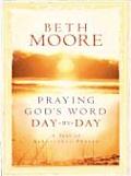 Praying God's Word Day by Day: A Year of Devotional Prayer (Walker Large Print)