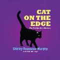 Cat on the Edge: A Joe Grey Mystery, #1