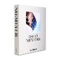 Click here to buy Oscar Niemeyer by Matthieu Salving.