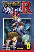 Yu-Gi-Oh! R, Vol. 5 [With Ultra Rare Alector, Sovereign of Birds Card]